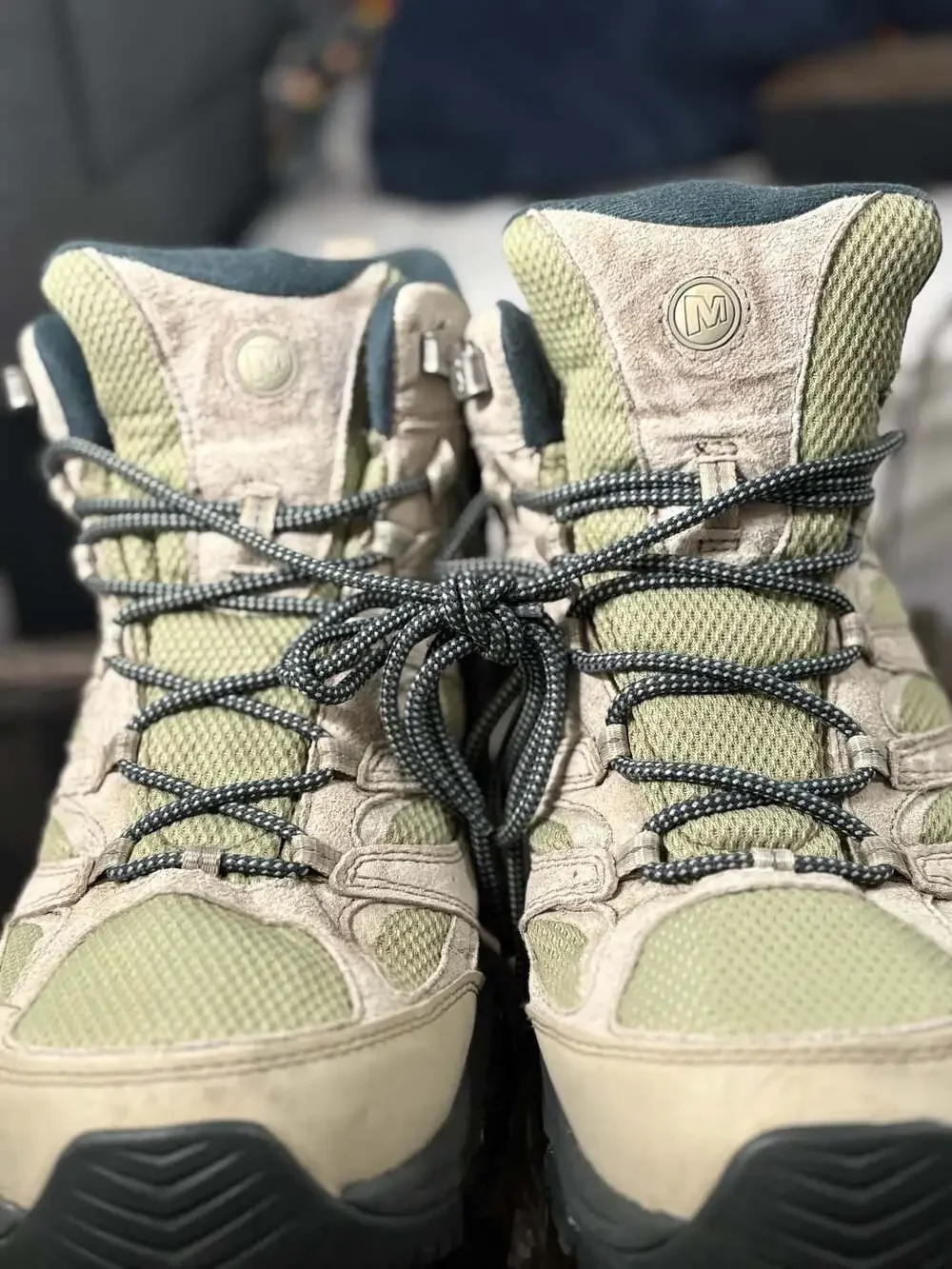 Merrell Mens Moab 3 Mid Gore-Tex Waterproof Hiking Boots